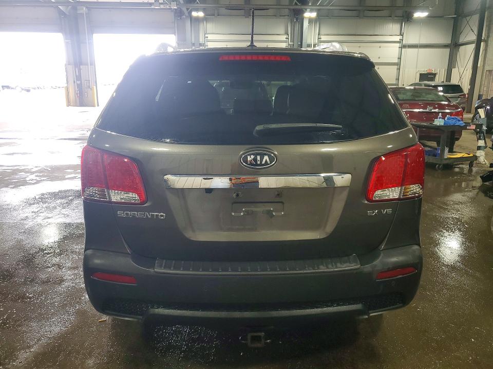 2013 Kia Sorento მანქანა იყიდება აუქციონზე, vin: 5XYKU4A21DG396444, აუქციონის ნომერი: 49975916
