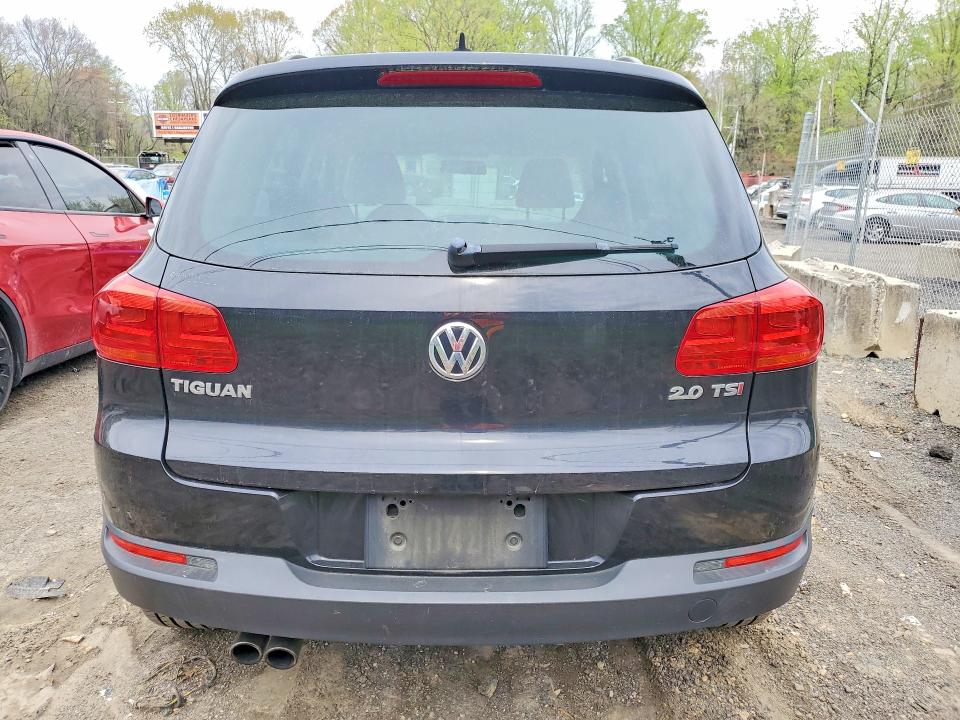 48789516 :رقم المزاد ، WVGAV7AXXFW616123 vin ، 2015 Volkswagen Tiguan مزاد بيع