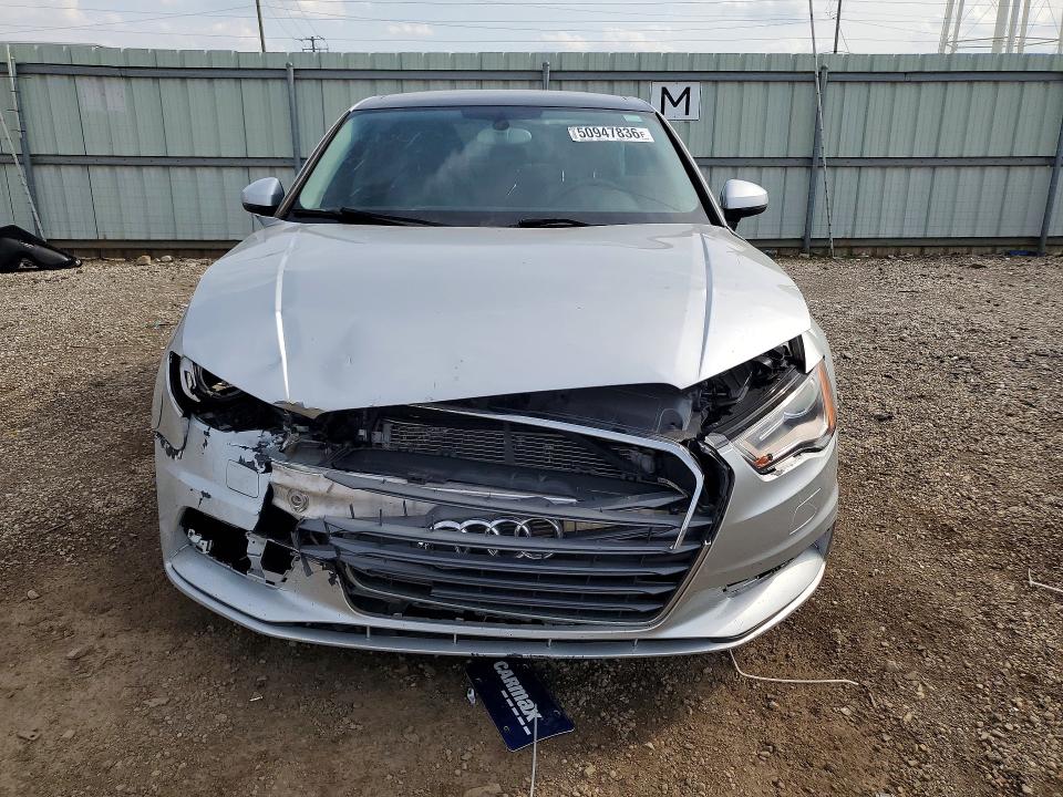 Продажа на аукционе авто 2015 Audi A3, vin: WAUACGFF2F1008147, номер лота: 50947836