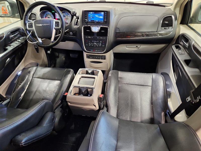 50497366 :رقم المزاد ، 2A4RR8DG1BR785568 vin ، 2011 Chrysler Town & Country مزاد بيع