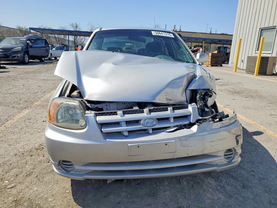 50641316 :رقم المزاد ، KMHCG45CX5U625326 vin ، 2005 Hyundai Accent مزاد بيع