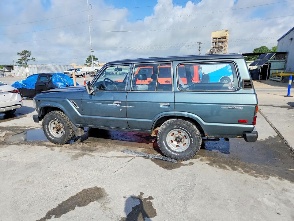 47760976 :رقم المزاد ، JT3FJ62GJ0086117 vin ، 1988 Toyota Land Cruiser مزاد بيع