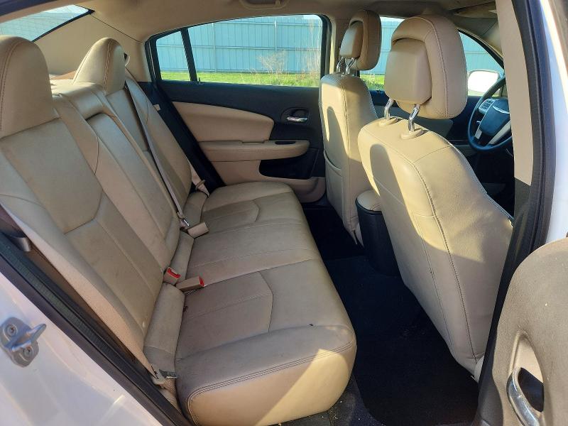 51000636 :رقم المزاد ، 1C3CCBCG3CN241863 vin ، 2012 Chrysler 200 مزاد بيع