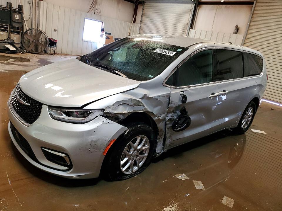 49977676 :رقم المزاد ، 2C4RC1BGXTR174828 vin ، 2026 Chrysler Pacifica مزاد بيع
