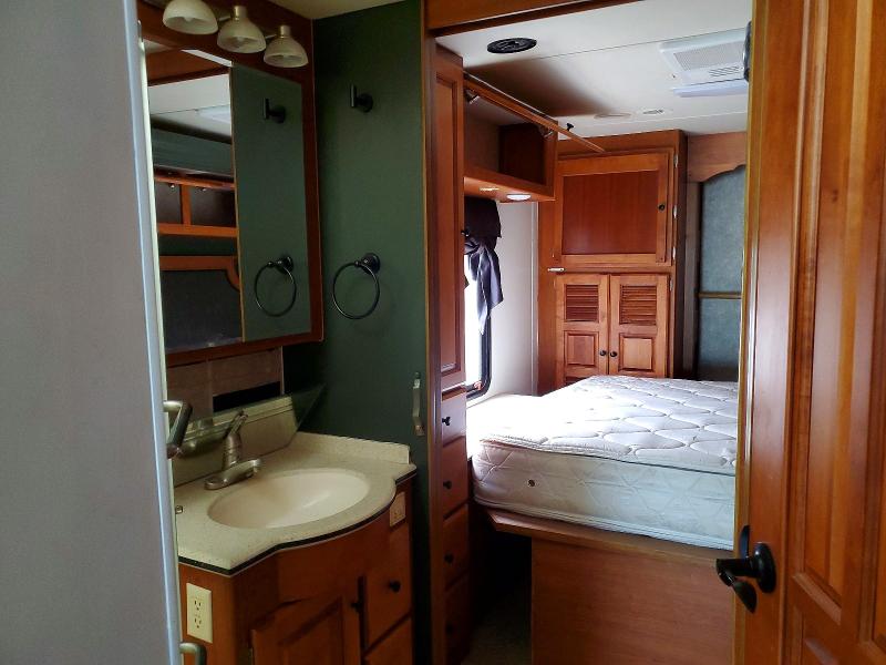 46512446 :رقم المزاد ، 1RF43454X62040510 vin ، 2006 Roadmaster Trailer مزاد بيع