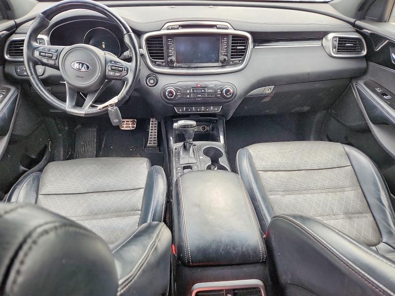 2017 Kia Sorento მანქანა იყიდება აუქციონზე, vin: 5XYPKDA50HG283032, აუქციონის ნომერი: 51033376