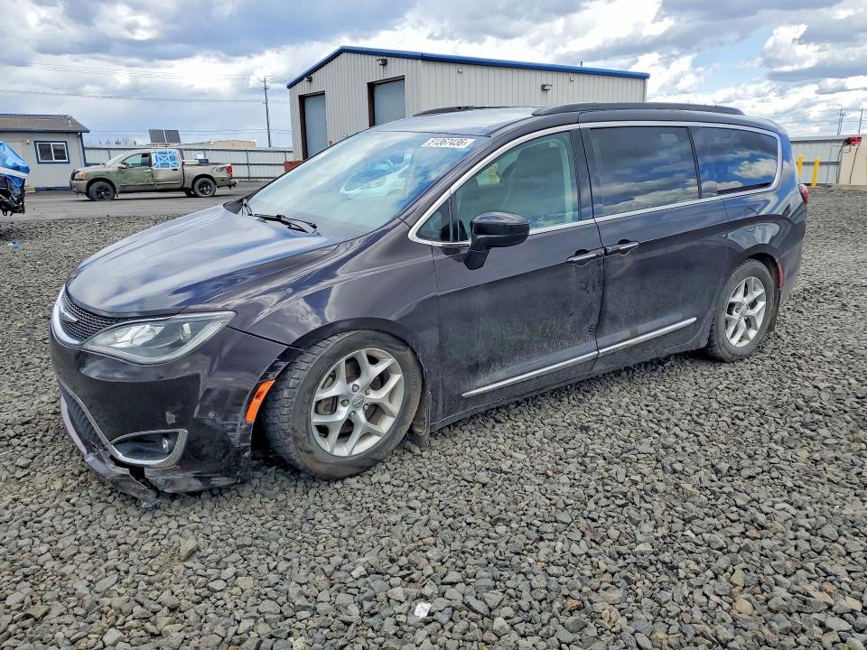 Auction sale of the 2017 Chrysler Pacifica, vin: 2C4RC1BG1HR553093, lot number: 51367436