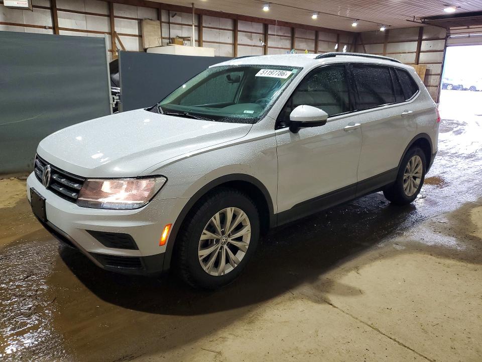 2018 Volkswagen Tiguan მანქანა იყიდება აუქციონზე, vin: 3VV1B7AXXJM073394, აუქციონის ნომერი: 51197786