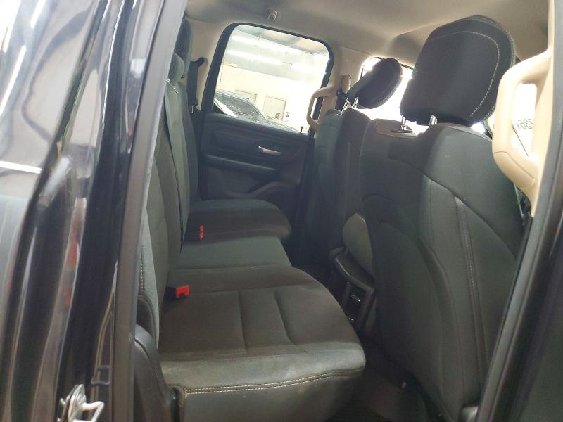 49615736 :رقم المزاد ، 1C6RRECT4KN596808 vin ، 2019 Ram 1500 مزاد بيع