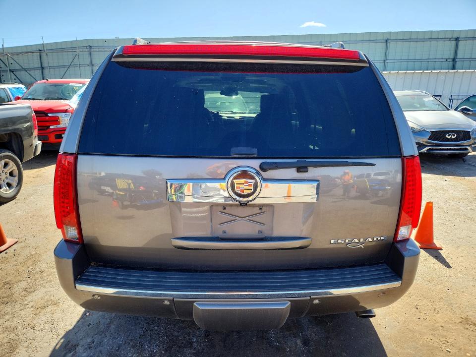 2013 Cadillac Escalade მანქანა იყიდება აუქციონზე, vin: 1GYS4BEF0DR379163, აუქციონის ნომერი: 51201916