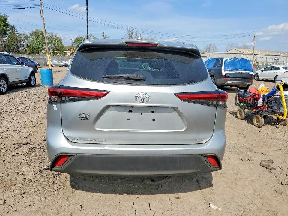 2022 Toyt Highlander მანქანა იყიდება აუქციონზე, vin: 5TDGZRAH5NS539652, აუქციონის ნომერი: 50155486
