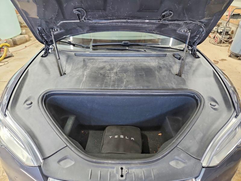 48925536 :رقم المزاد ، 5YJSA1E22LF356073 vin ، 2020 Tesla Model S مزاد بيع