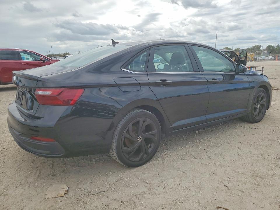 49884156 :رقم المزاد ، 3VW7X7BU8SM004703 vin ، 2025 Volkswagen Jetta مزاد بيع