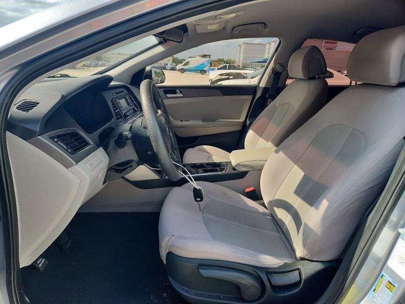 2017 Hyundai Sonata მანქანა იყიდება აუქციონზე, vin: 5NPE24AF1HH444240, აუქციონის ნომერი: 51602576
