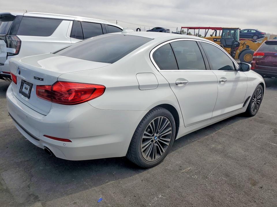 48868946 :رقم المزاد ، WBAJA5C36HG895028 vin ، 2017 Bmw 530 مزاد بيع