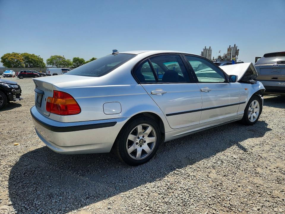 50352706 :رقم المزاد ، WBAEU33404PR07870 vin ، 2004 Bmw 325 مزاد بيع