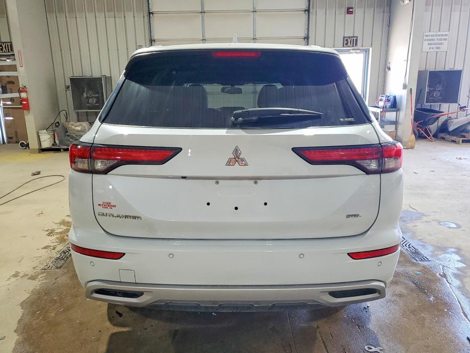 Продаж на аукціоні авто 2022 Mitsubishi Outlander, vin: JA4J4VA82NZ030267, номер лоту: 48633576