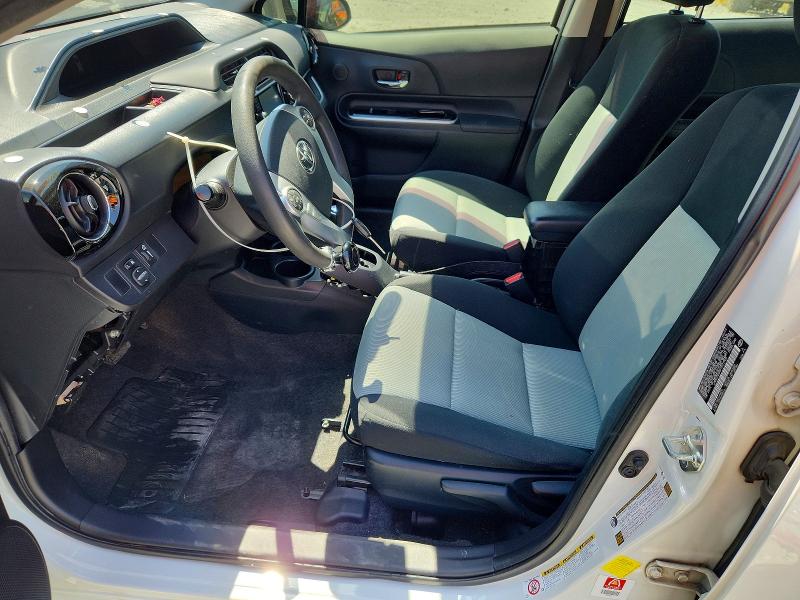 51109946 :رقم المزاد ، JTDKDTB34F1577705 vin ، 2015 Toyota Prius C مزاد بيع
