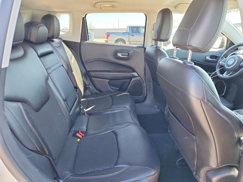 Продаж на аукціоні авто 2018 Jeep Compass, vin: 3C4NJDBB7JT485606, номер лоту: 51195746