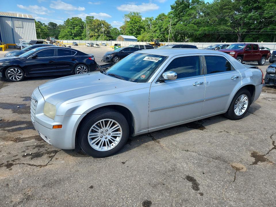Продажа на аукционе авто 2010 Chrysler 300, vin: 2C3CA5CV2AH262943, номер лота: 50262366