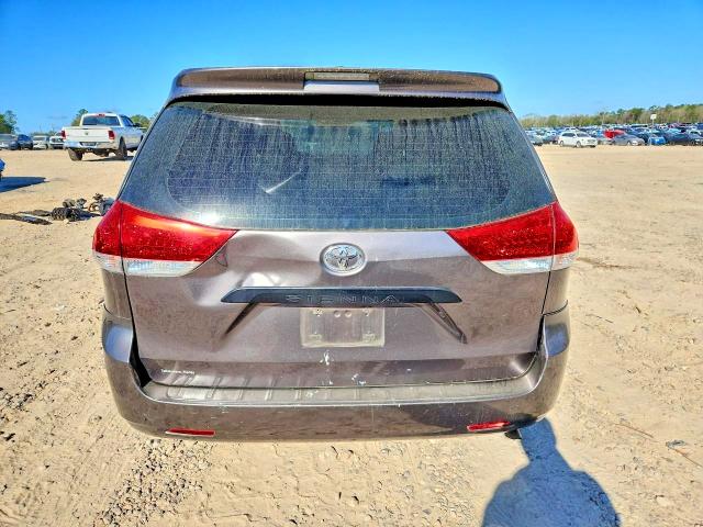 Продажа на аукционе авто 2011 Toyota Sienna, vin: 5TDKA3DCXBS001202, номер лота: 49311626