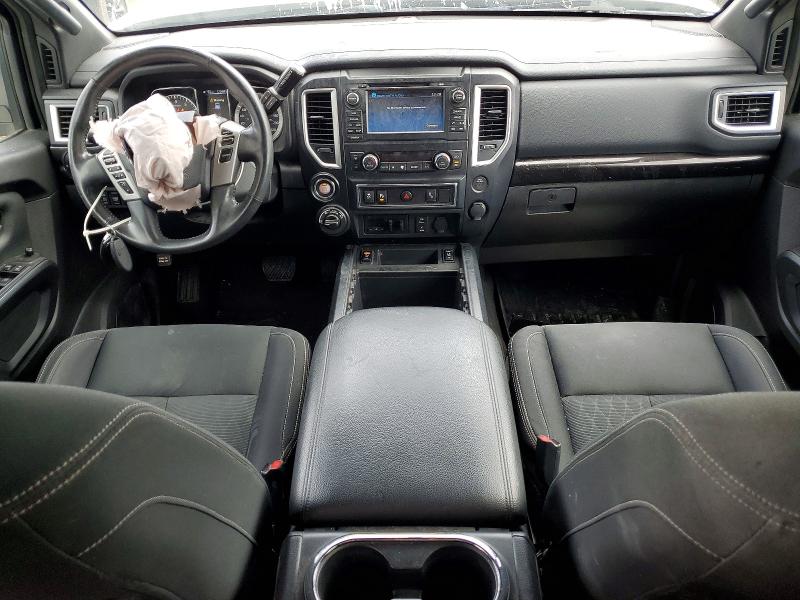 48482736 :رقم المزاد ، 1N6AA1E5XJN518503 vin ، 2018 Nissan Titan مزاد بيع