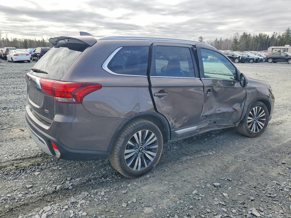 49975676 :رقم المزاد ، JA4JZ4AX8LZ604547 vin ، 2020 Mitsubishi Outlander مزاد بيع