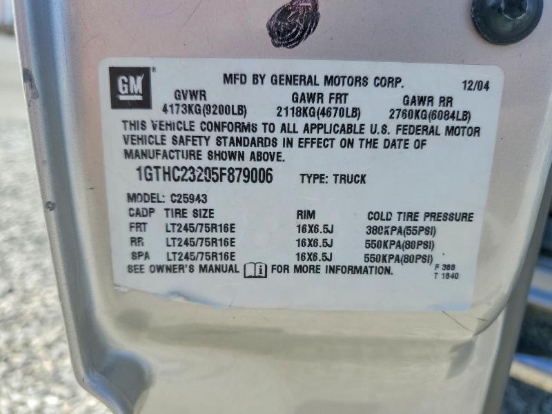 2005 Gmc Sierra მანქანა იყიდება აუქციონზე, vin: 1GTHC23205F879006, აუქციონის ნომერი: 51855546