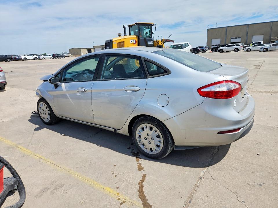 48998876 :رقم المزاد ، 3FADP4AJ6FM123339 vin ، 2015 Ford Fiesta مزاد بيع