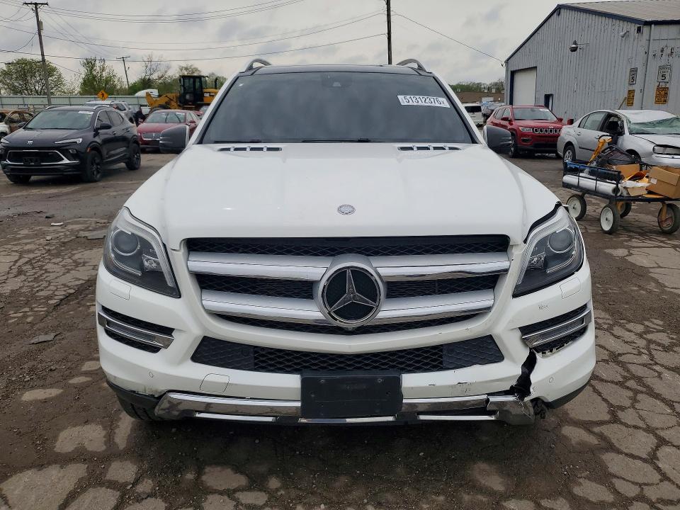 51312376 :رقم المزاد ، 4JGDF6EE1FA476067 vin ، 2015 Mercedes-benz Gl مزاد بيع