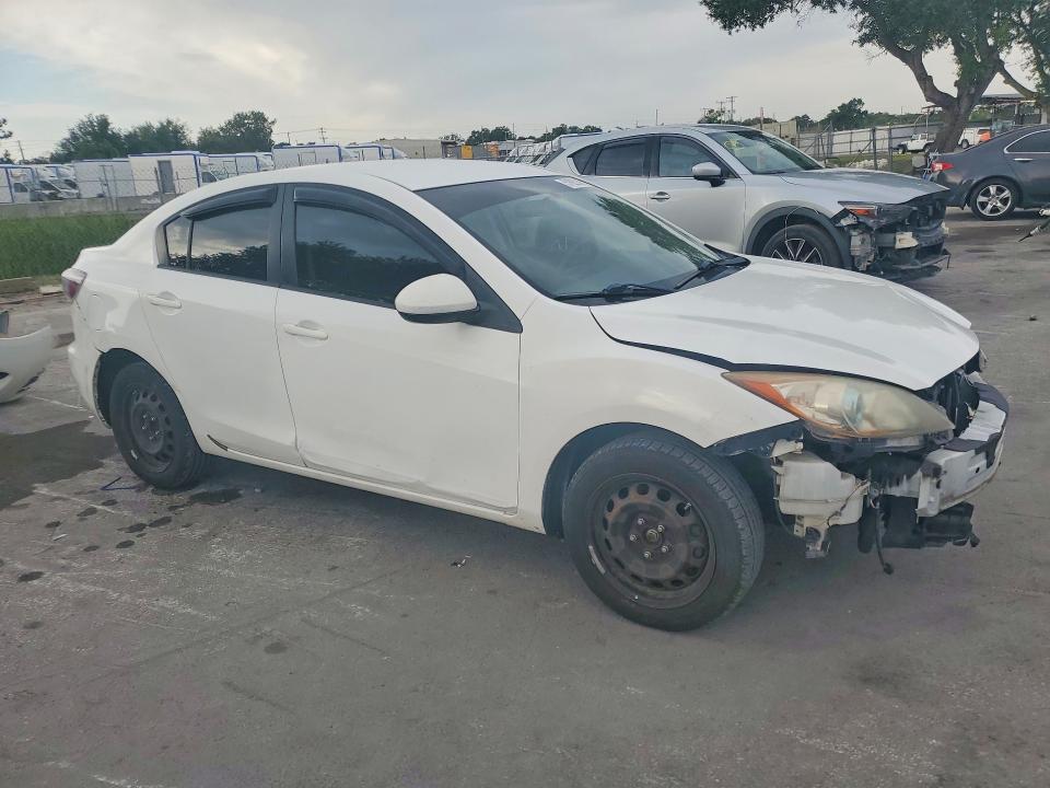 51625306 :رقم المزاد ، JM1BL1U72D1780273 vin ، 2013 Mazda 3 مزاد بيع