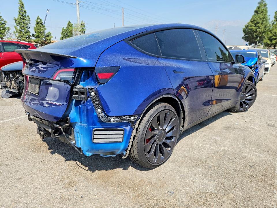 Продаж на аукціоні авто 2023 Tesla Model Y, vin: 7SAYGDEF6PF789269, номер лоту: 49160326