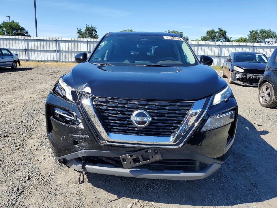 51108896 :رقم المزاد ، 5N1BT3BB5PC907332 vin ، 2023 Nissan Rogue مزاد بيع