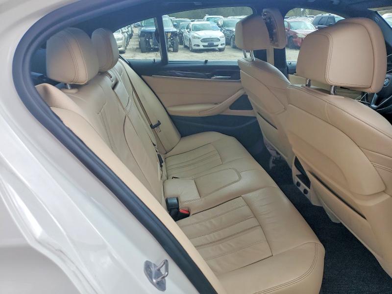 50611656 :رقم المزاد ، WBAJE5C34HG915233 vin ، 2017 Bmw 540 مزاد بيع