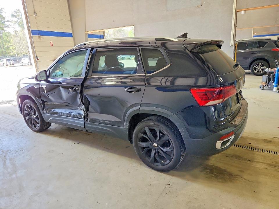 Продажа на аукционе авто 2023 Volkswagen Taos, vin: 3VVEX7B2XPM371362, номер лота: 48487136
