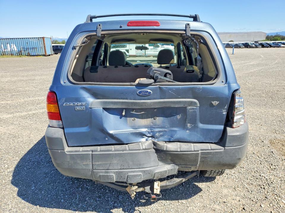 50259606 :رقم المزاد ، 1FMYU93165KB76400 vin ، 2005 Ford Escape مزاد بيع