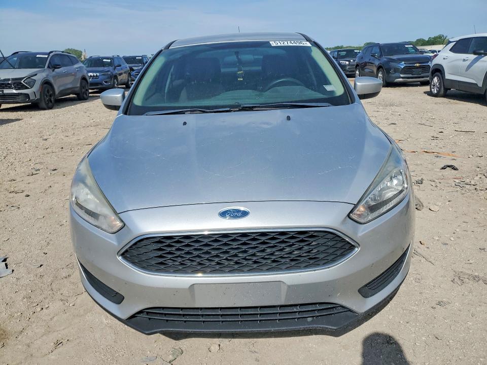 51274496 :رقم المزاد ، 1FADP3F25JL272301 vin ، 2018 Ford Focus مزاد بيع