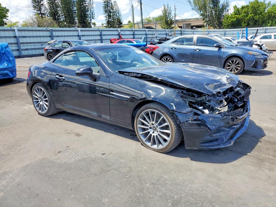 2020 Mercedes-benz Slc მანქანა იყიდება აუქციონზე, vin: W1KPK3JA0LF170786, აუქციონის ნომერი: 51656316