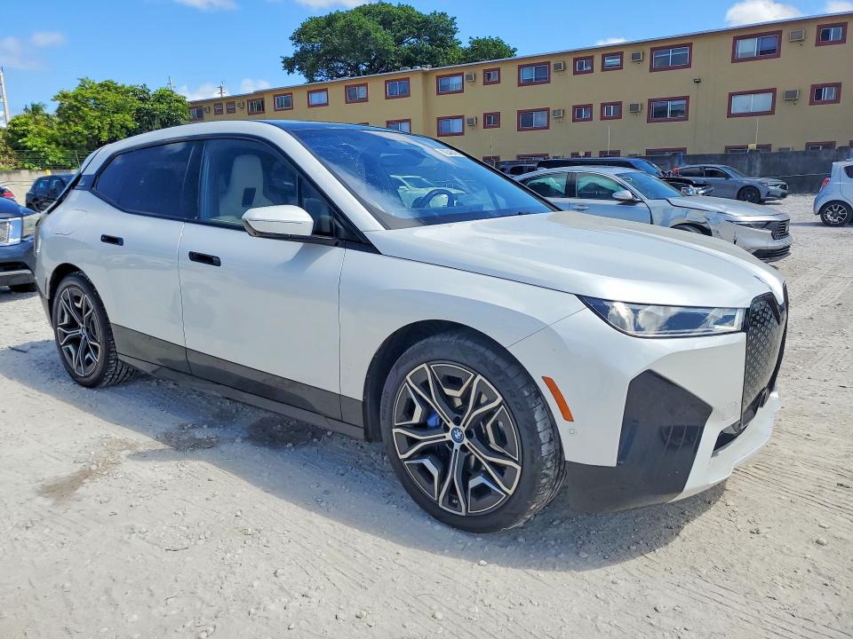 2023 Bmw Ix მანქანა იყიდება აუქციონზე, vin: WB523CF0XPCM64118, აუქციონის ნომერი: 50348406
