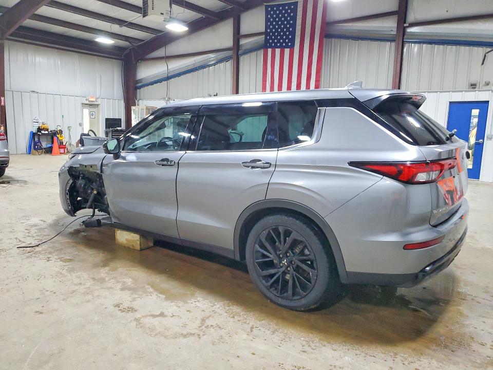 51588986 :رقم المزاد ، JA4J4UA8XPZ030417 vin ، 2023 Mitsubishi Outlander مزاد بيع