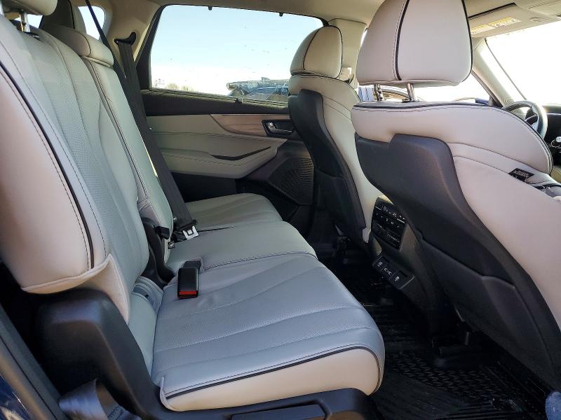 49134126 :رقم المزاد ، 5J8YE1H89PL010315 vin ، 2023 Acura Mdx مزاد بيع