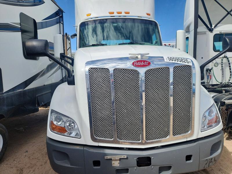 50595826 :رقم المزاد ، 1XPBA48X5JD477935 vin ، 2018 Peterbilt 579 مزاد بيع