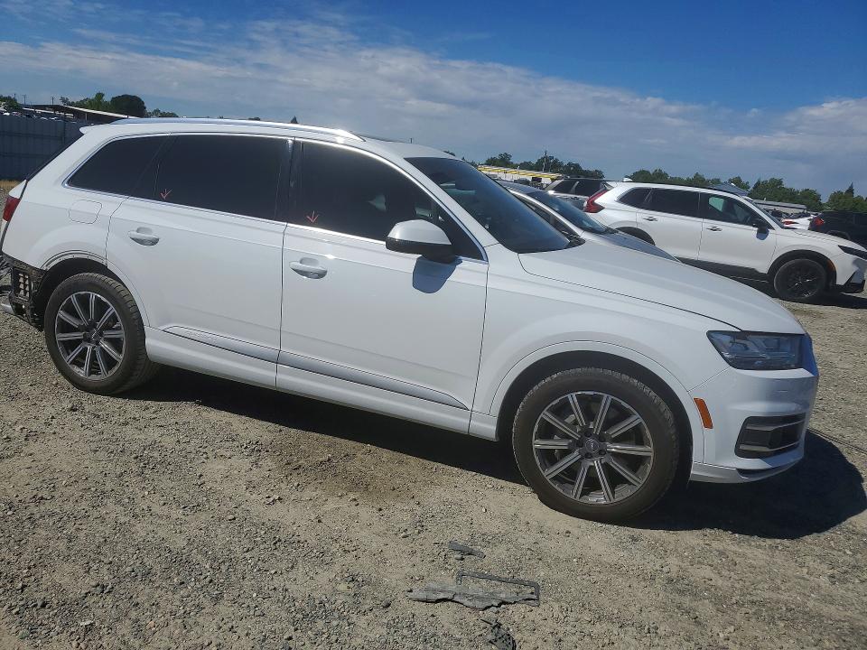 48785526 :رقم المزاد ، WA1VAAF79HD039178 vin ، 2017 Audi Q7 مزاد بيع
