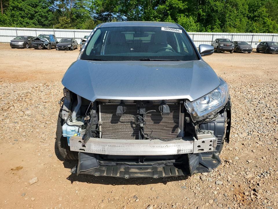 Auction sale of the 2017 Toyota Highlander, vin: 5TDZARFHXHS027155, lot number: 50999586