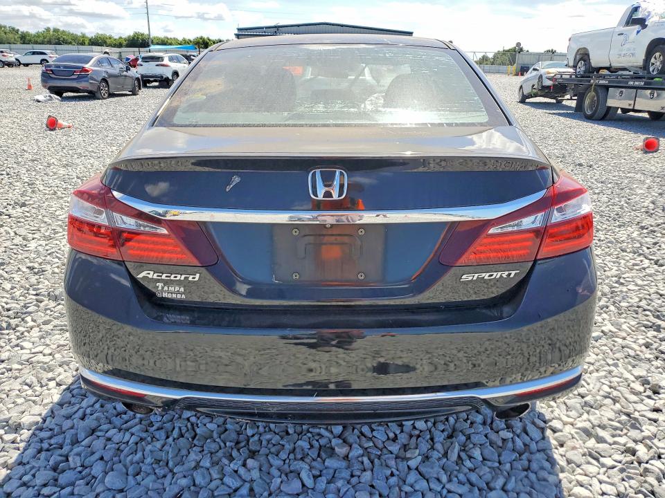 Продажа на аукционе авто 2017 Honda Accord, vin: 1HGCR2F66HA116790, номер лота: 50477526