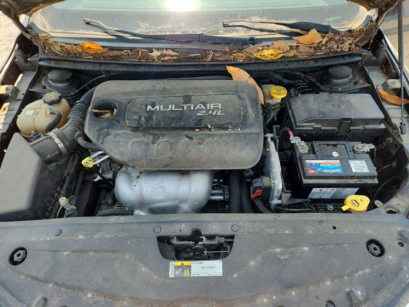 50948386 :رقم المزاد ، 1C3CCCAB8GN132222 vin ، 2016 Chrysler 200 مزاد بيع