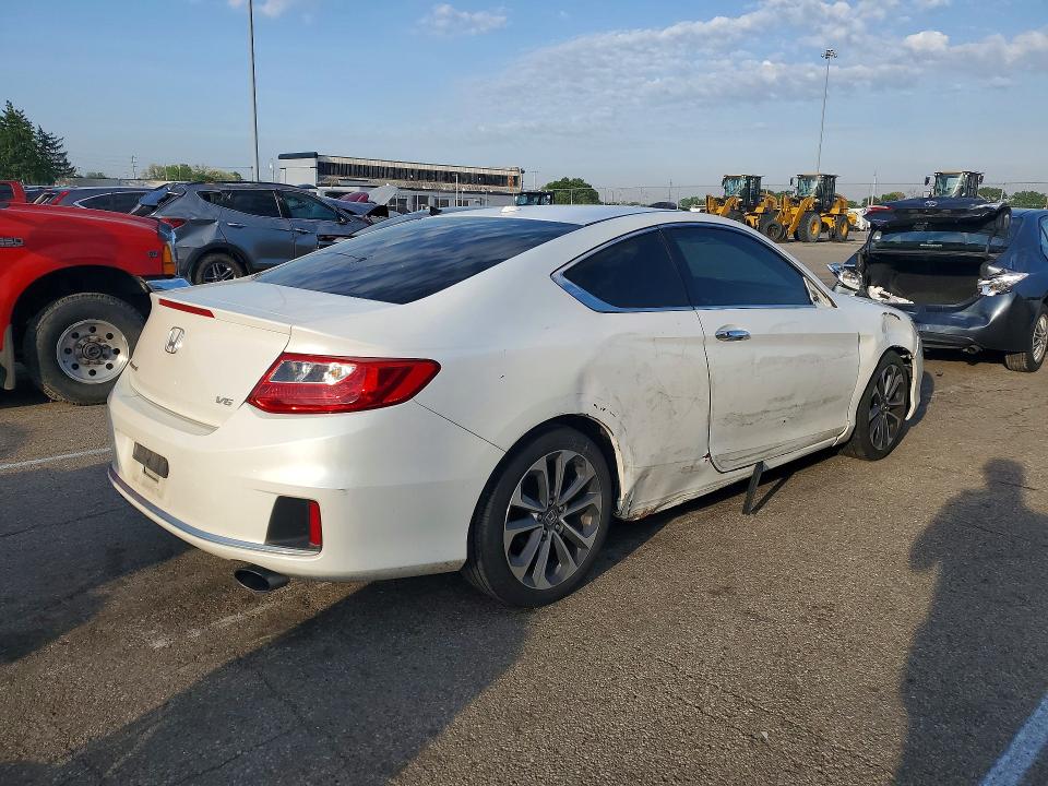 Продажа на аукционе авто 2013 Honda Accord, vin: 1HGCT2B81DA000268, номер лота: 50483006