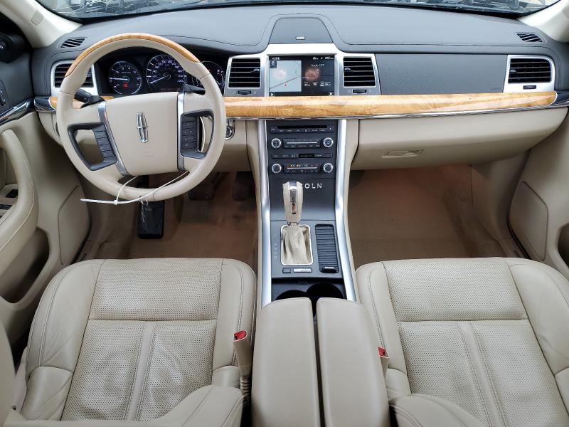 46564286 :رقم المزاد ، 1LNHL9FT4BG613728 vin ، 2011 Lincoln Townhouse Mks مزاد بيع