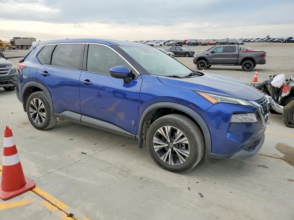 50886386 :رقم المزاد ، 5N1AT3BA9MC672531 vin ، 2021 Nissan Rogue مزاد بيع