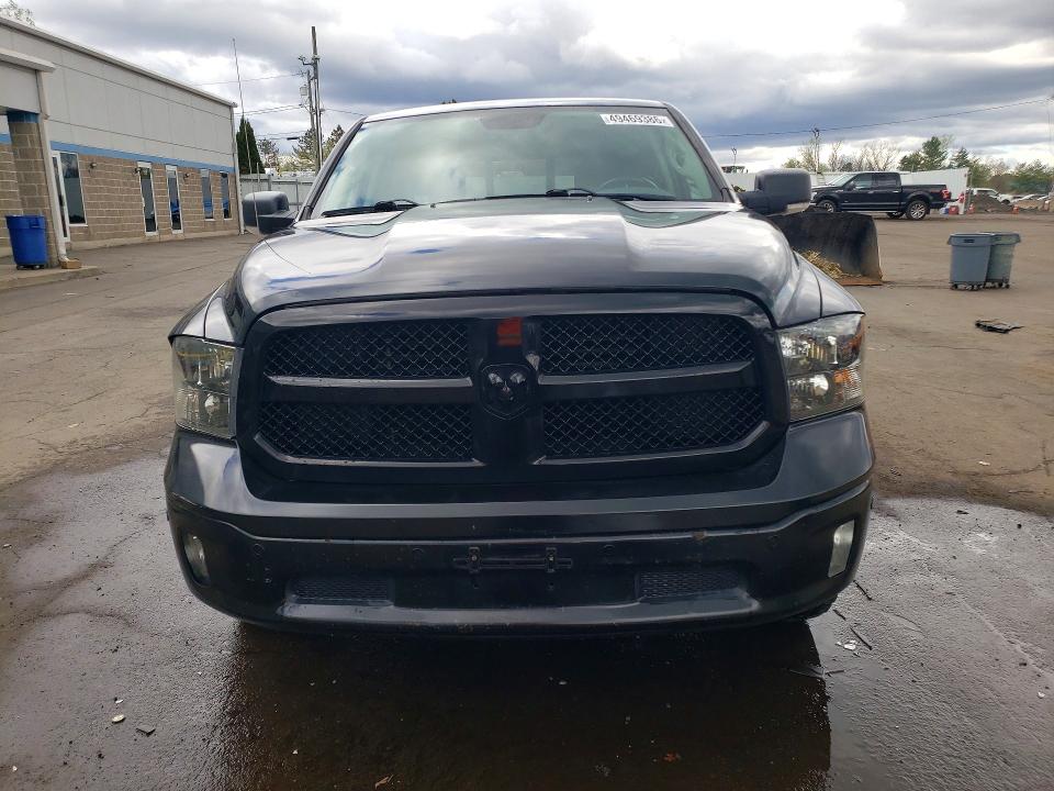49469386 :رقم المزاد ، 1C6RR7LT9JS224151 vin ، 2018 Ram 1500 مزاد بيع